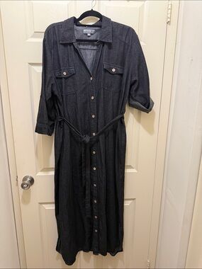 Versatile Black Maxi Shirt Dress with Tie Waist